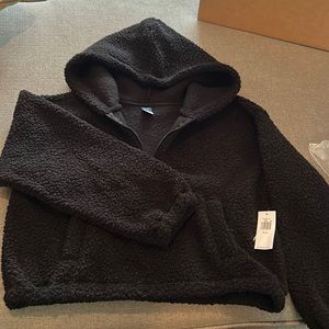 Brand new quarter zip Sherpa fleece hoodie sweatshirt. Size medium (8).